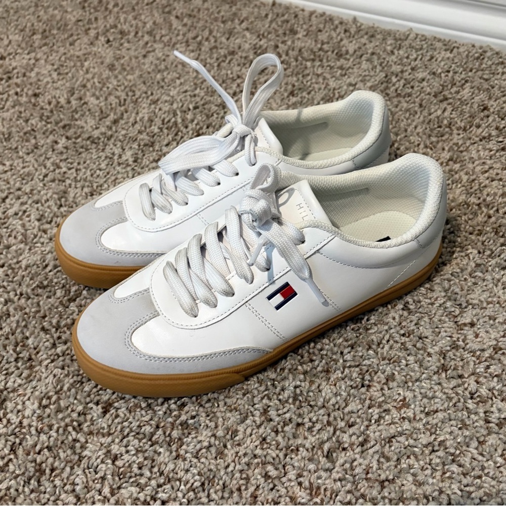 Tommy Hilfiger White and Tan Sneakers for Men
